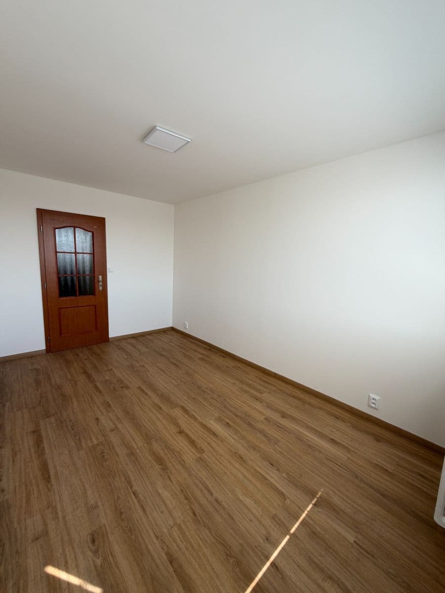 Prenájom bytu 2-izbový 43 m², Mnichovická, Praha, Praha Prenájom bytu 2-izbový 43 m², Mnichovická, Praha, Praha