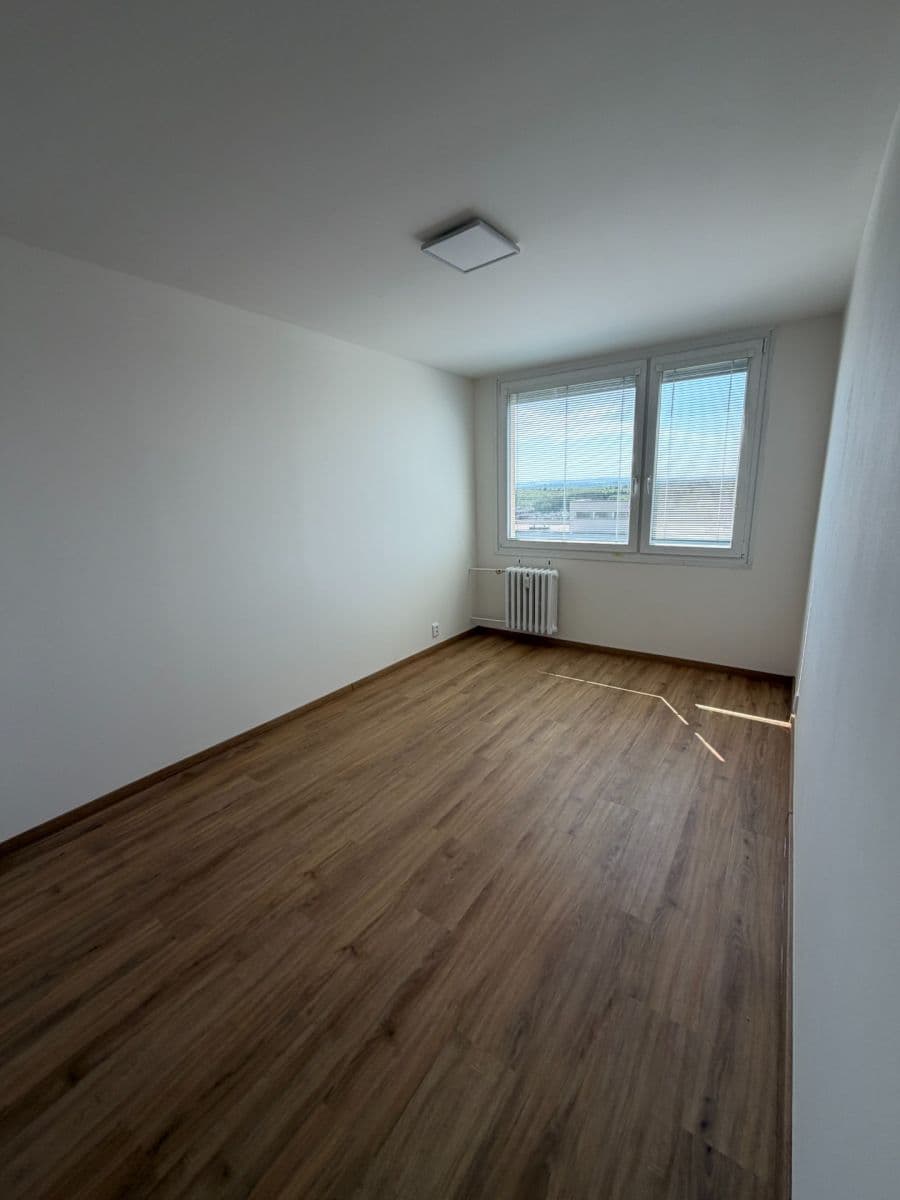 Prenájom bytu 2-izbový 43 m², Mnichovická, Praha, Praha Prenájom bytu 2-izbový 43 m², Mnichovická, Praha, Praha