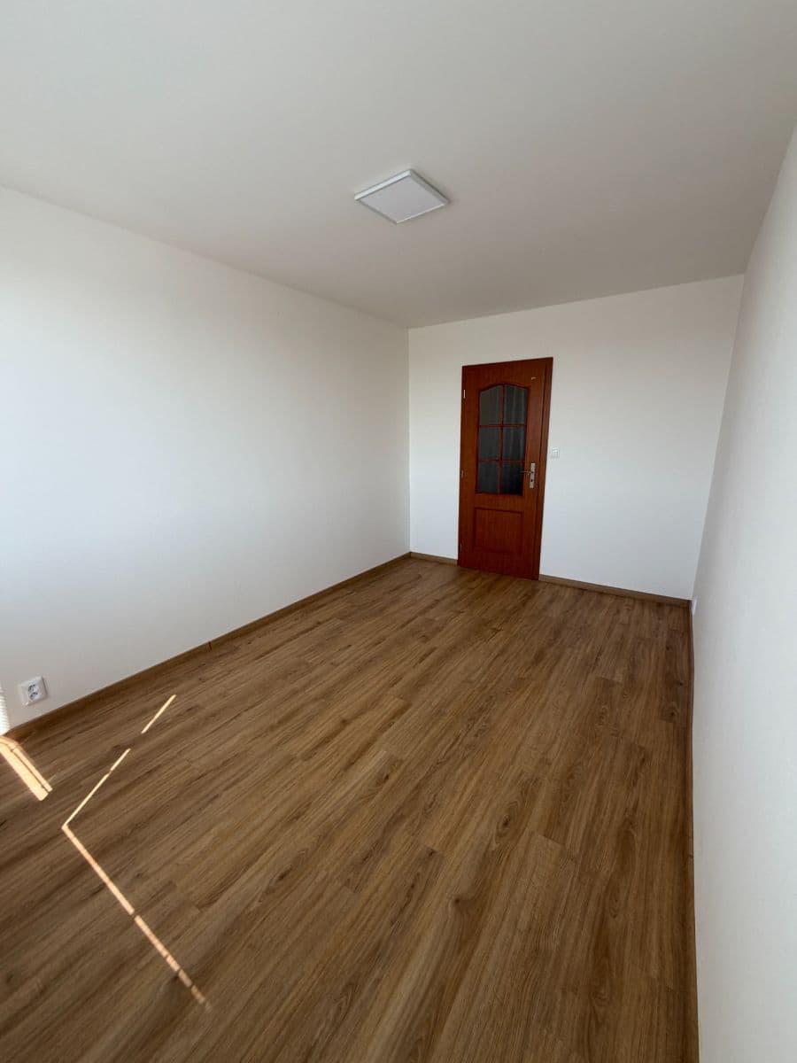 Prenájom bytu 2-izbový 43 m², Mnichovická, Praha, Praha Prenájom bytu 2-izbový 43 m², Mnichovická, Praha, Praha