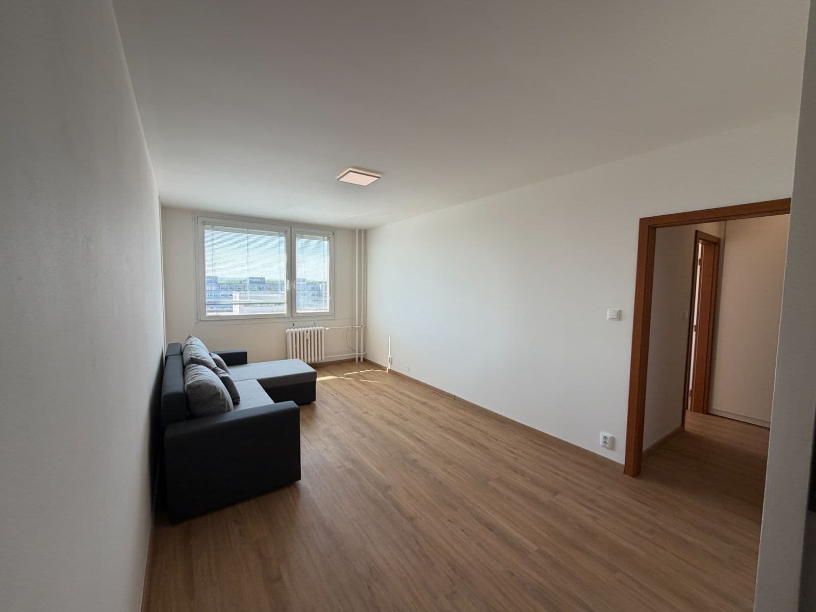 Prenájom bytu 2-izbový 43 m², Mnichovická, Praha, Praha Prenájom bytu 2-izbový 43 m², Mnichovická, Praha, Praha