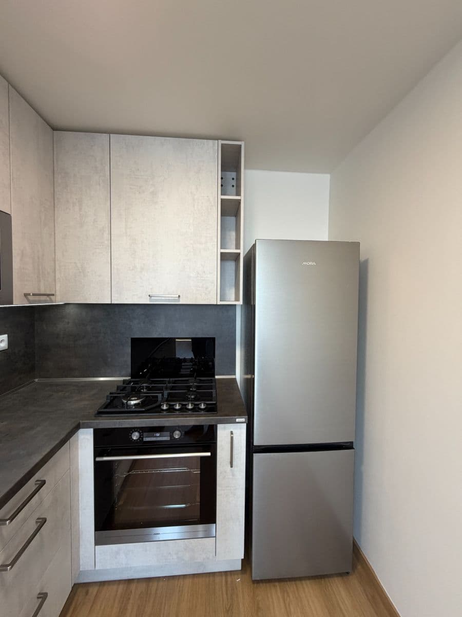 Prenájom bytu 2-izbový 43 m², Mnichovická, Praha, Praha Prenájom bytu 2-izbový 43 m², Mnichovická, Praha, Praha