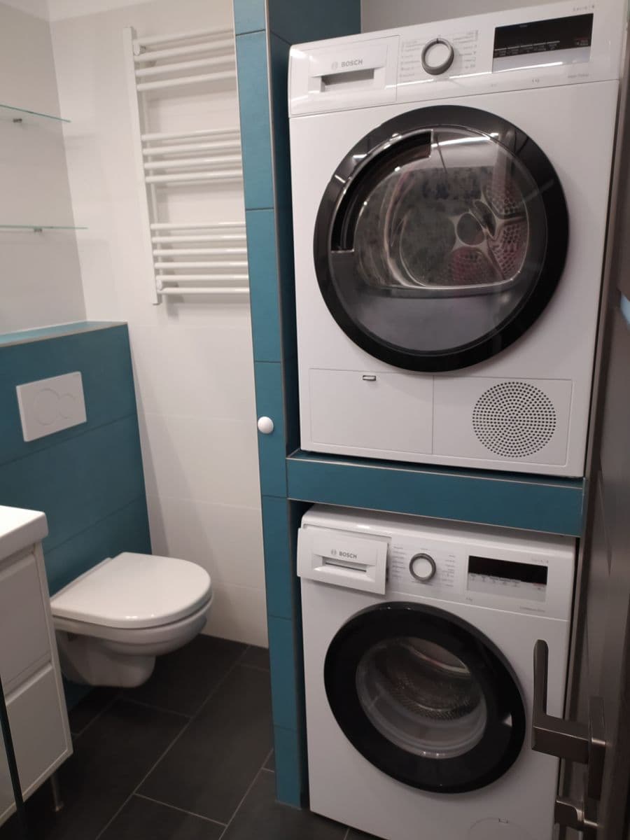 Prenájom bytu 2-izbový 42 m², Čisovická, Mníšek pod Brdy, Středočeský kraj Prenájom bytu 2-izbový 42 m², Čisovická, Mníšek pod Brdy, Středočeský kraj