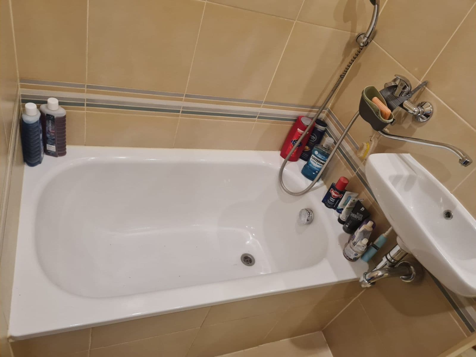Prenájom bytu 1-izbový 36 m², Jesenická, Plzeň, Plzeňský kraj Prenájom bytu 1-izbový 36 m², Jesenická, Plzeň, Plzeňský kraj