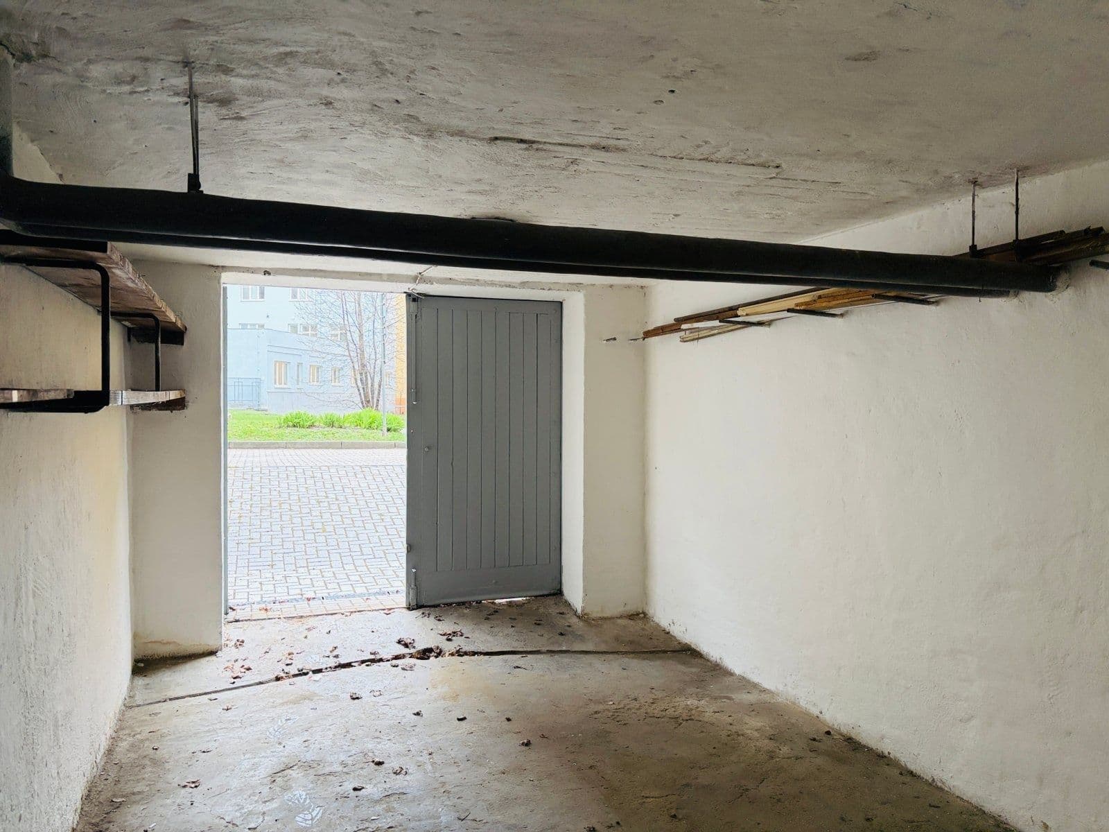 Prenájom nebytového priestoru 22 m², náměstí Jiřího Myrona, Ostrava, Moravskoslezský kraj Prenájom nebytového priestoru 22 m², náměstí Jiřího Myrona, Ostrava, Moravskoslezský kraj