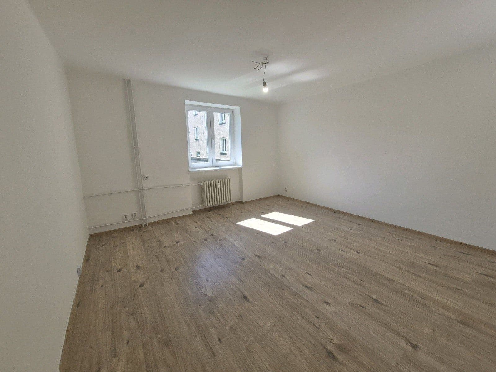 Prenájom bytu 2-izbový 56 m², Československé armády, Havířov, Moravskoslezský kraj Prenájom bytu 2-izbový 56 m², Československé armády, Havířov, Moravskoslezský kraj