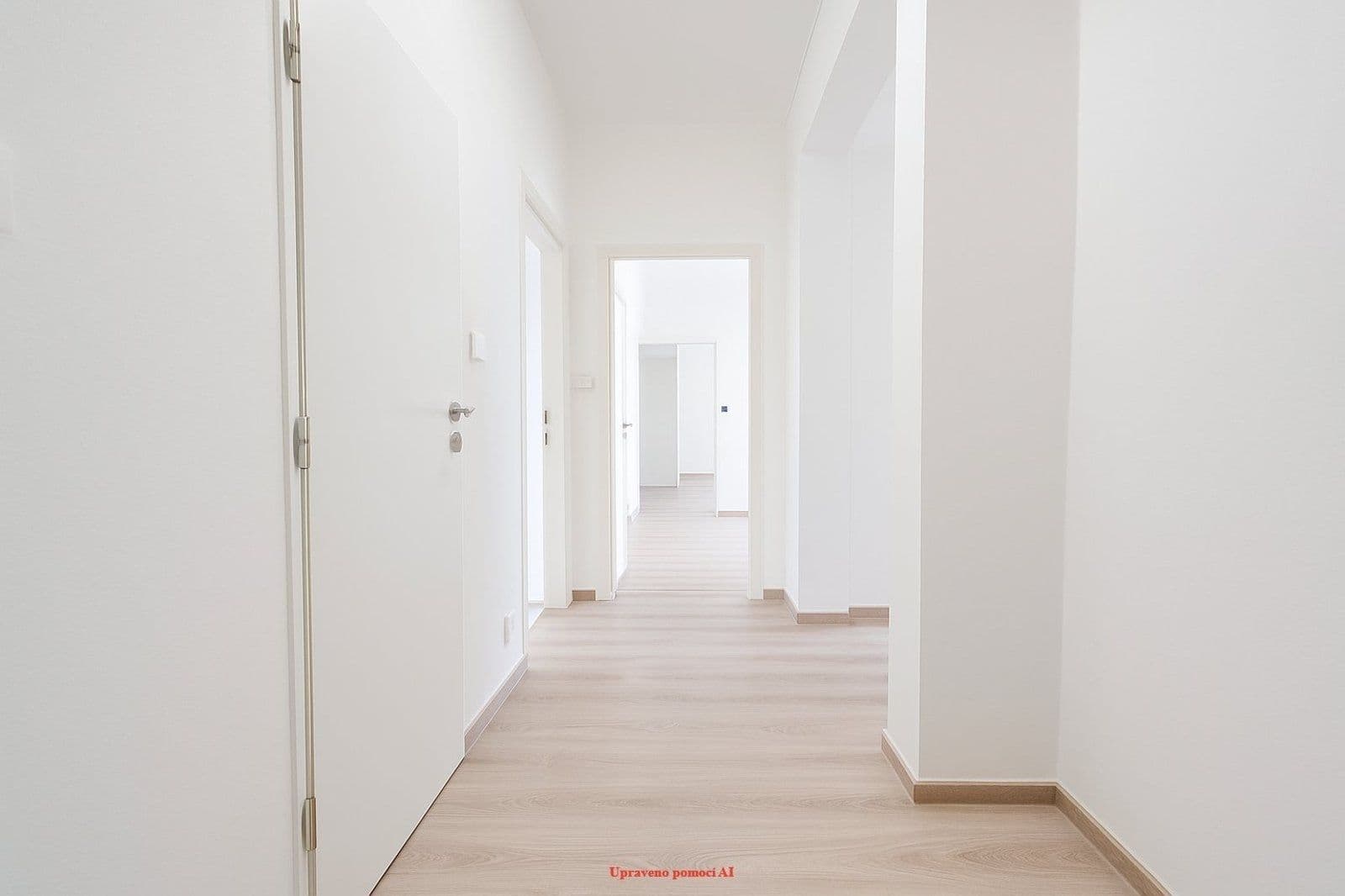 Prenájom bytu 4-izbový 68 m², Lípová, Havířov, Moravskoslezský kraj Prenájom bytu 4-izbový 68 m², Lípová, Havířov, Moravskoslezský kraj