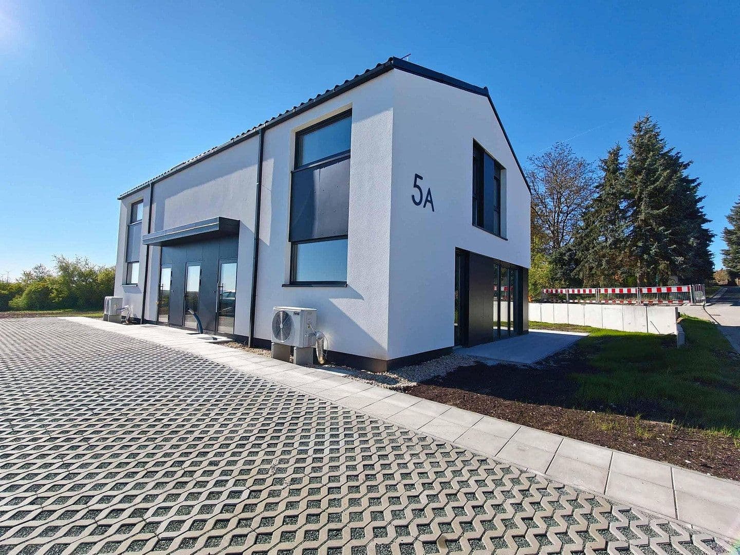 Prenájom bytu 4-izbový 115 m², Hochkirch, Sasko Prenájom bytu 4-izbový 115 m², Hochkirch, Sasko