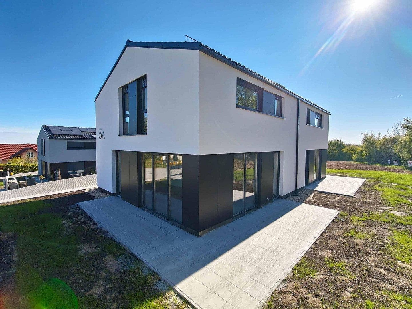 Prenájom bytu 4-izbový 115 m², Hochkirch, Sasko Prenájom bytu 4-izbový 115 m², Hochkirch, Sasko