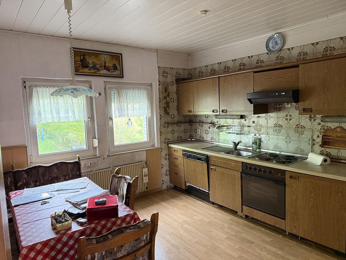 Predaj domu 151 m², pozemek 1.023 m², Kölner Straße 26, Helmenzen, Porýnie-Falcko Predaj domu 151 m², pozemek 1.023 m², Kölner Straße 26, Helmenzen, Porýnie-Falcko