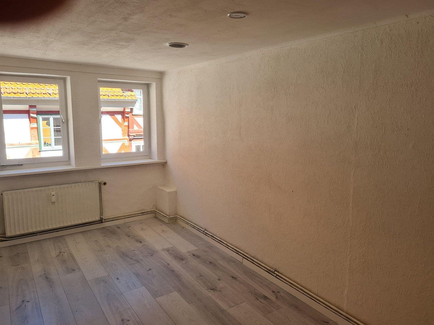Prenájom bytu 6-izbový 99 m², Duderstadt, Dolné Sasko Prenájom bytu 6-izbový 99 m², Duderstadt, Dolné Sasko