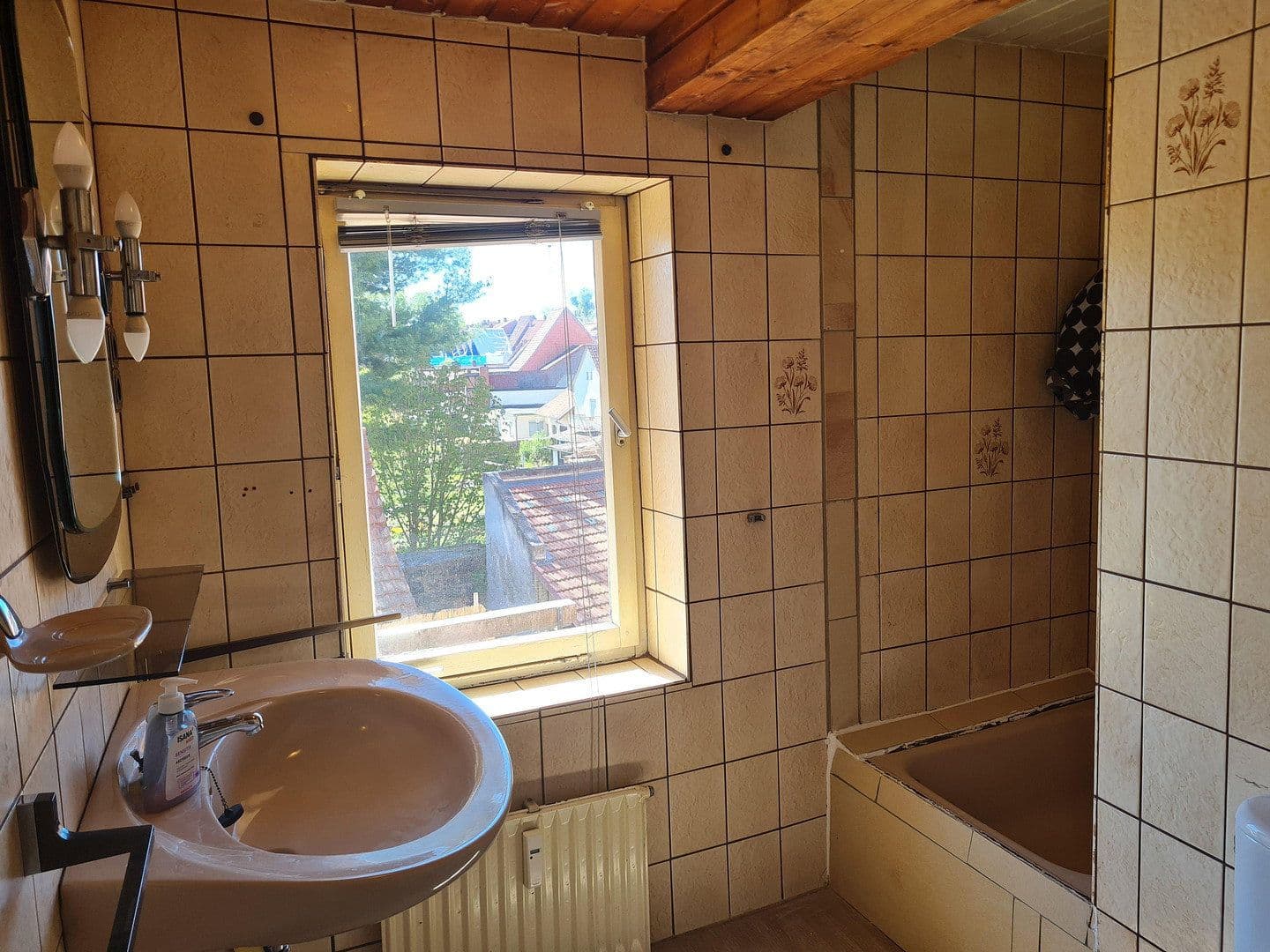 Prenájom bytu 6-izbový 99 m², Duderstadt, Dolné Sasko Prenájom bytu 6-izbový 99 m², Duderstadt, Dolné Sasko