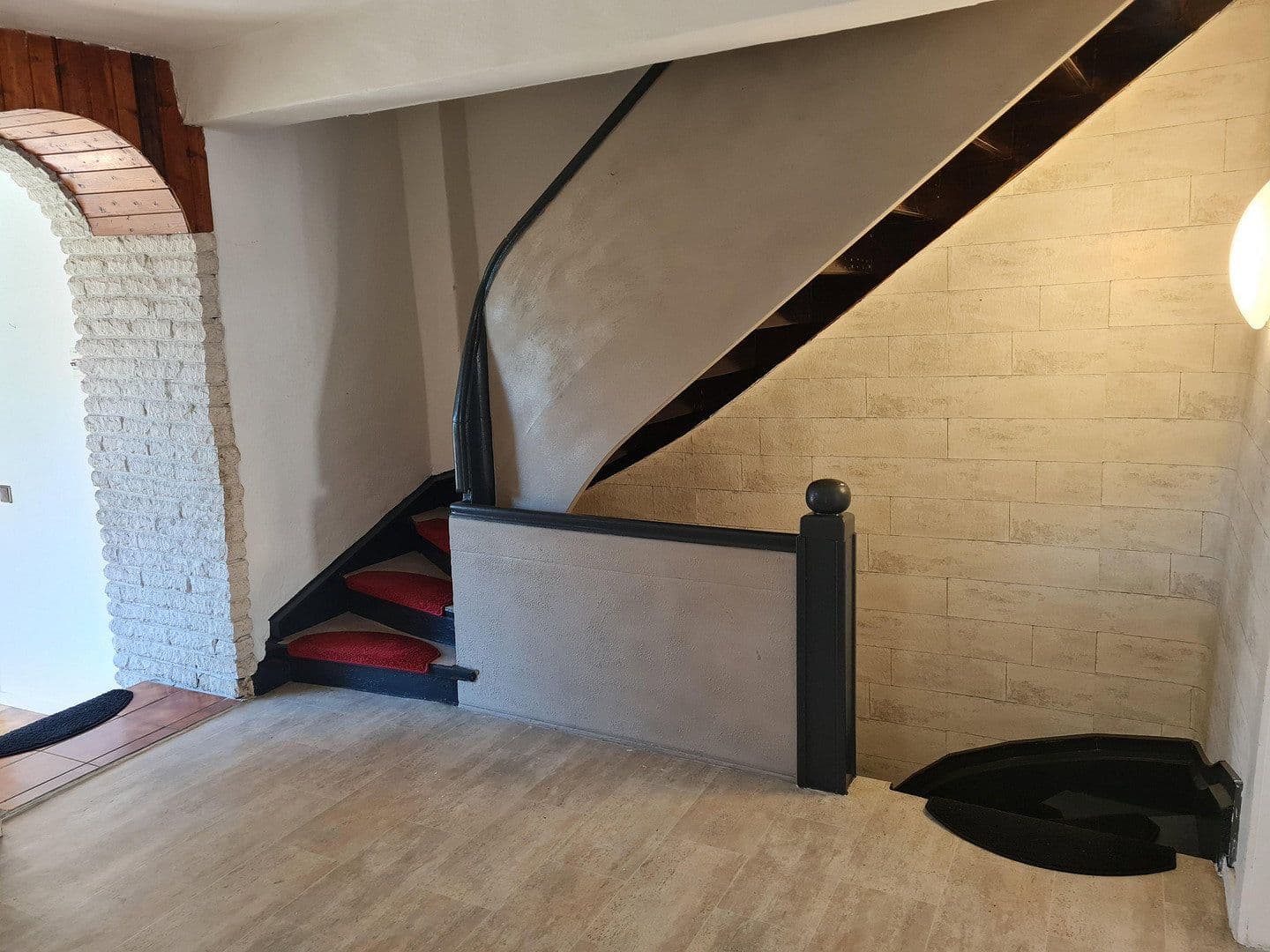 Prenájom bytu 6-izbový 99 m², Duderstadt, Dolné Sasko Prenájom bytu 6-izbový 99 m², Duderstadt, Dolné Sasko