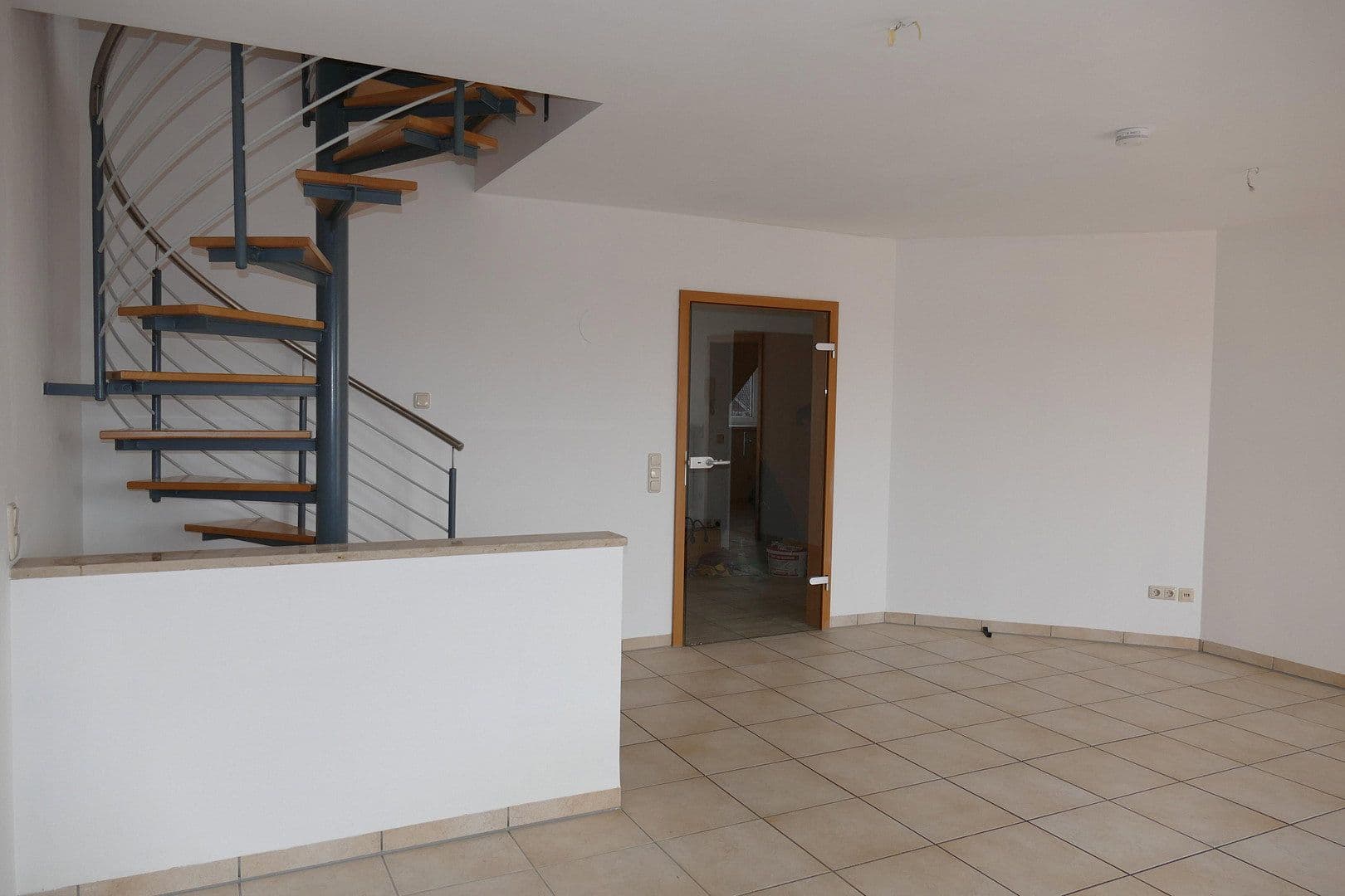 Prenájom bytu 4-izbový 116 m², Marienstraße 11, Hirschaid, Bavorsko Prenájom bytu 4-izbový 116 m², Marienstraße 11, Hirschaid, Bavorsko