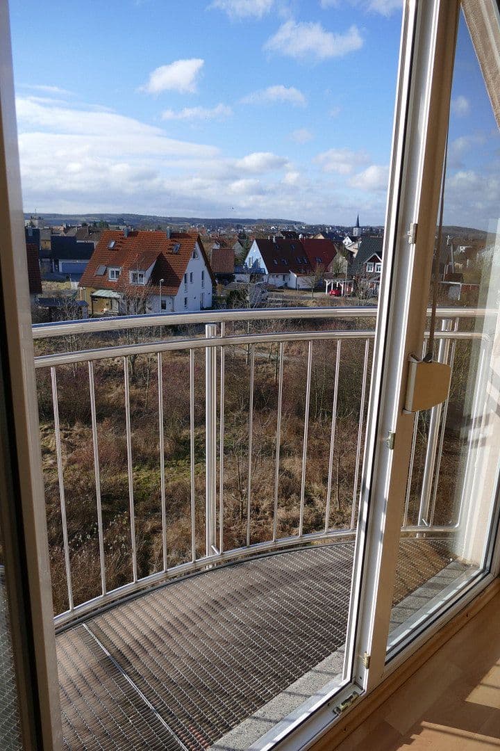 Prenájom bytu 4-izbový 116 m², Marienstraße 11, Hirschaid, Bavorsko Prenájom bytu 4-izbový 116 m², Marienstraße 11, Hirschaid, Bavorsko