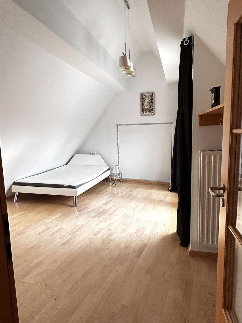 Prenájom bytu 4-izbový 120 m², Bärengasse 5, Villingen-Schwenningen, Bádensko-Wurttembersko Prenájom bytu 4-izbový 120 m², Bärengasse 5, Villingen-Schwenningen, Bádensko-Wurttembersko