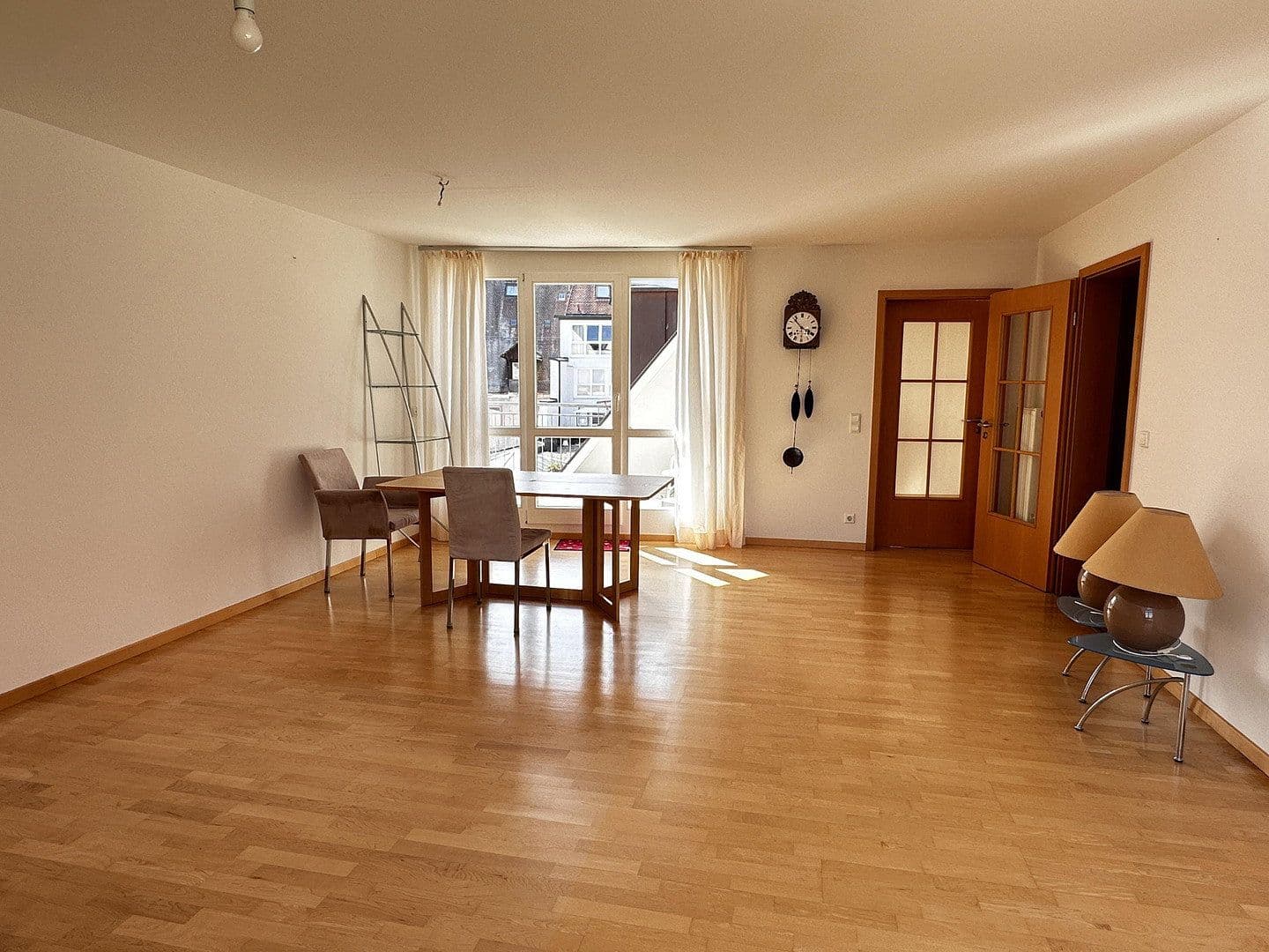Prenájom bytu 4-izbový 120 m², Bärengasse 5, Villingen-Schwenningen, Bádensko-Wurttembersko Prenájom bytu 4-izbový 120 m², Bärengasse 5, Villingen-Schwenningen, Bádensko-Wurttembersko