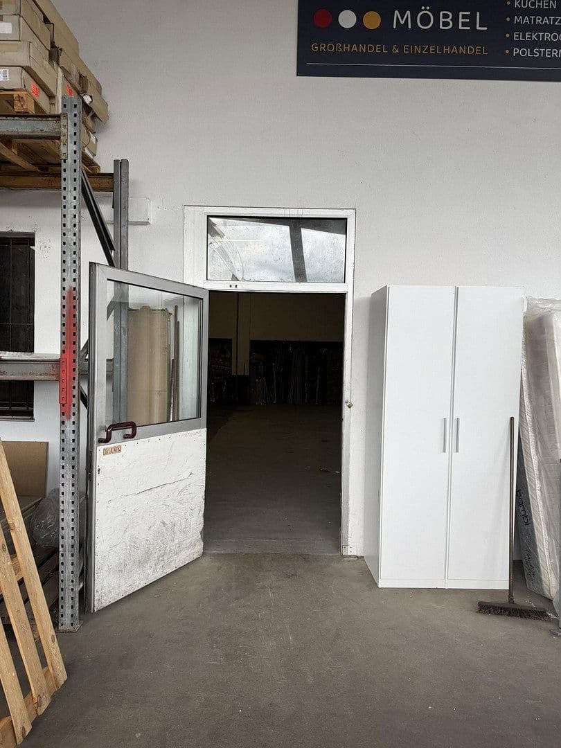Prenájom nebytového priestoru 1.215 m², Klingenberg am Main, Bavorsko Prenájom nebytového priestoru 1.215 m², Klingenberg am Main, Bavorsko