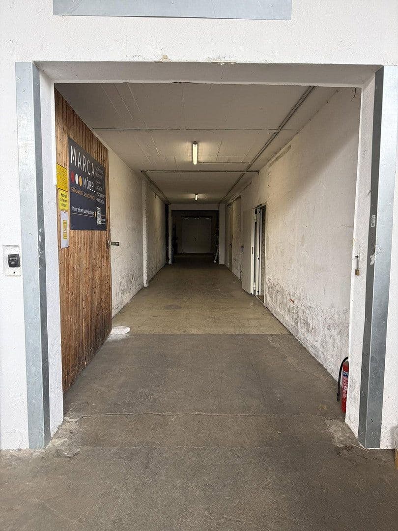 Prenájom nebytového priestoru 1.215 m², Klingenberg am Main, Bavorsko Prenájom nebytového priestoru 1.215 m², Klingenberg am Main, Bavorsko