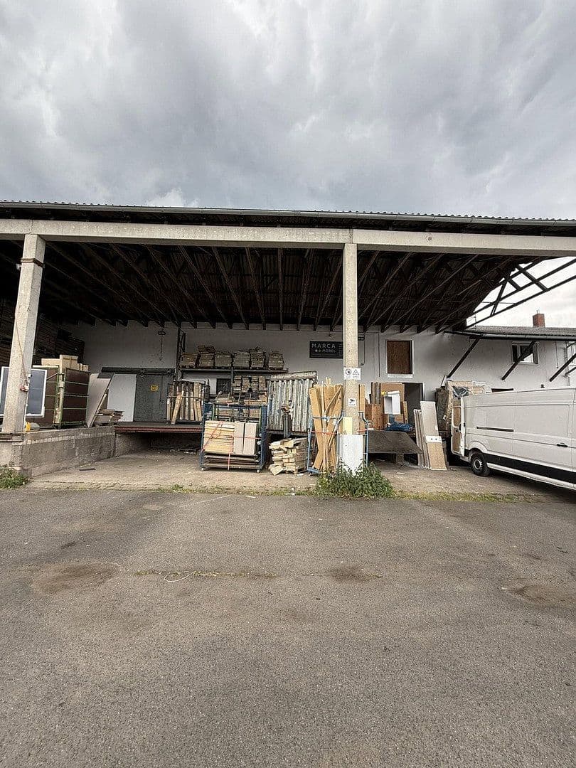 Prenájom nebytového priestoru 1.215 m², Klingenberg am Main, Bavorsko Prenájom nebytového priestoru 1.215 m², Klingenberg am Main, Bavorsko