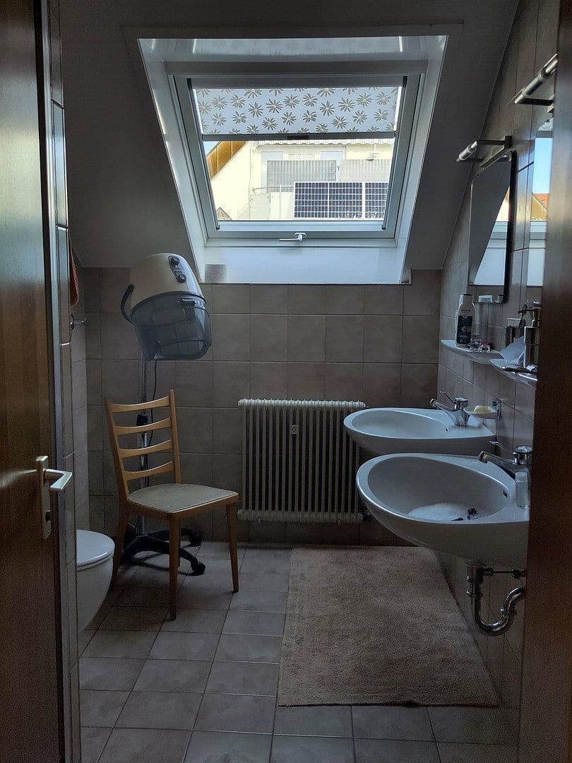 Predaj domu 230 m², pozemek 459 m², Ostfildern, Bádensko-Wurttembersko Predaj domu 230 m², pozemek 459 m², Ostfildern, Bádensko-Wurttembersko