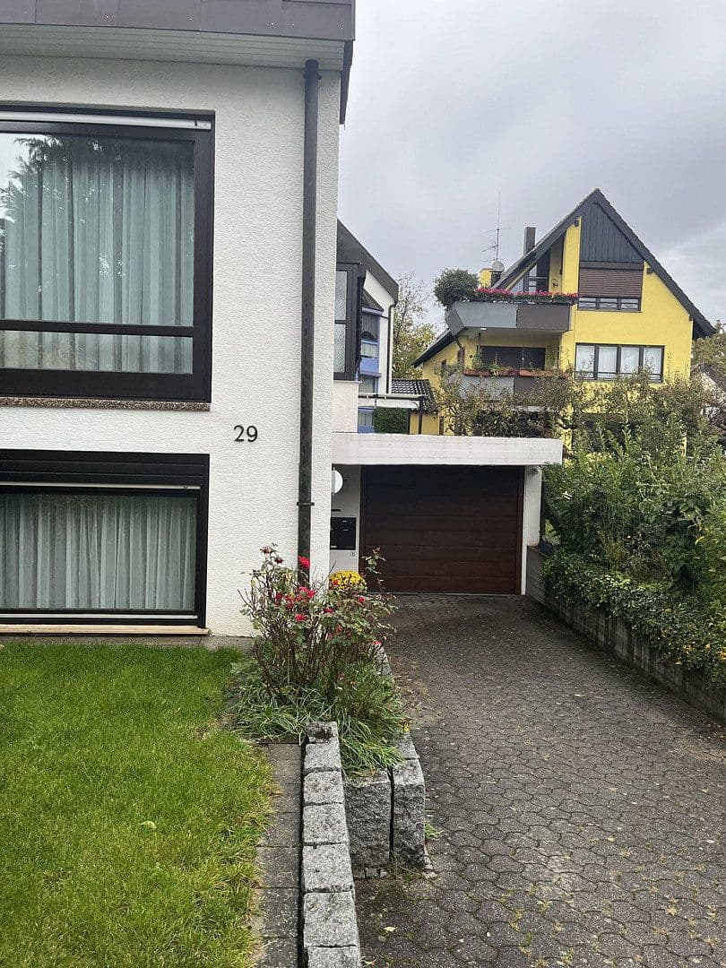 Predaj domu 230 m², pozemek 459 m², Ostfildern, Bádensko-Wurttembersko Predaj domu 230 m², pozemek 459 m², Ostfildern, Bádensko-Wurttembersko