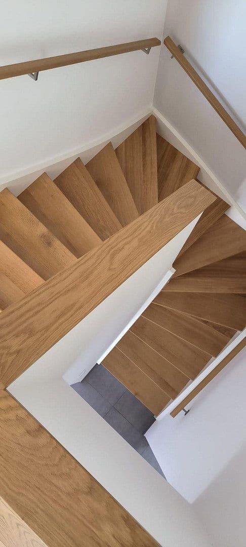 Predaj domu 156 m², pozemek 543 m², Sandbühl 22, Bingen, Bádensko-Wurttembersko Predaj domu 156 m², pozemek 543 m², Sandbühl 22, Bingen, Bádensko-Wurttembersko