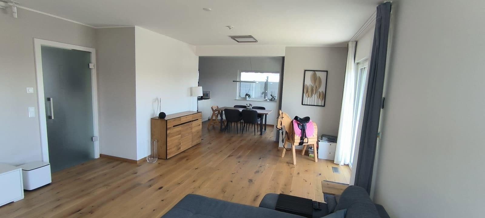 Predaj domu 156 m², pozemek 543 m², Sandbühl 22, Bingen, Bádensko-Wurttembersko Predaj domu 156 m², pozemek 543 m², Sandbühl 22, Bingen, Bádensko-Wurttembersko