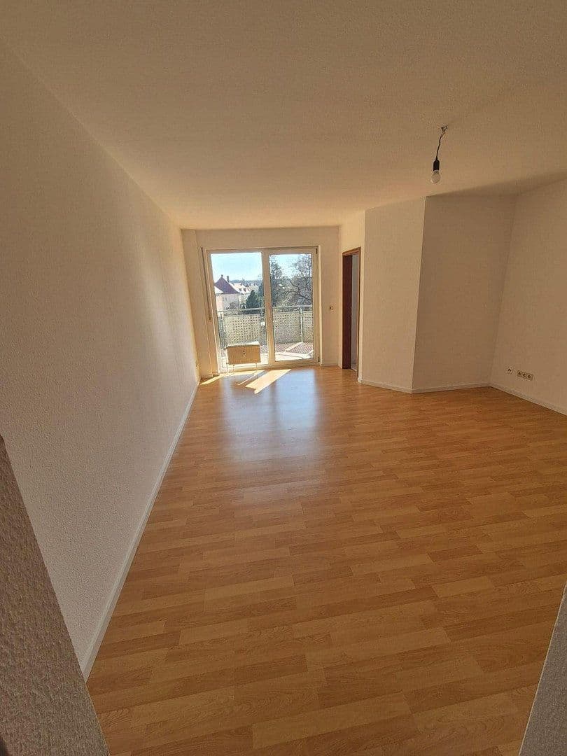 Prenájom bytu 2-izbový 58 m², Goethestraße 23, Radeberg, Sasko Prenájom bytu 2-izbový 58 m², Goethestraße 23, Radeberg, Sasko