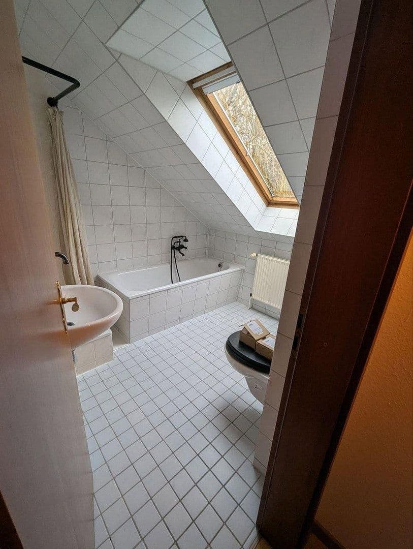Prenájom bytu 3-izbový 84 m², Neuendorfer Weg 10a, Lütow, Meklenbursko-Predpomoransko Prenájom bytu 3-izbový 84 m², Neuendorfer Weg 10a, Lütow, Meklenbursko-Predpomoransko