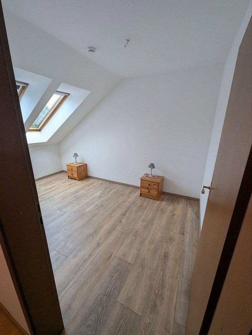Prenájom bytu 3-izbový 84 m², Neuendorfer Weg 10a, Lütow, Meklenbursko-Predpomoransko Prenájom bytu 3-izbový 84 m², Neuendorfer Weg 10a, Lütow, Meklenbursko-Predpomoransko