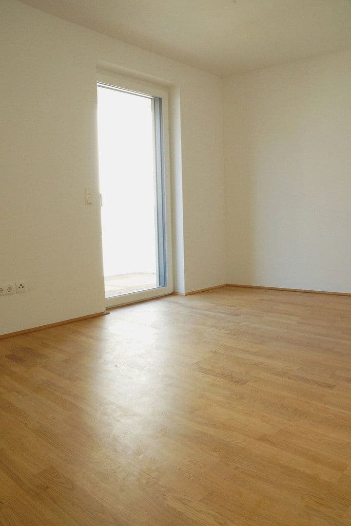 Prenájom garáže 8 m², Gersthoferstrasse 9, Wien, Viedeň Prenájom garáže 8 m², Gersthoferstrasse 9, Wien, Viedeň