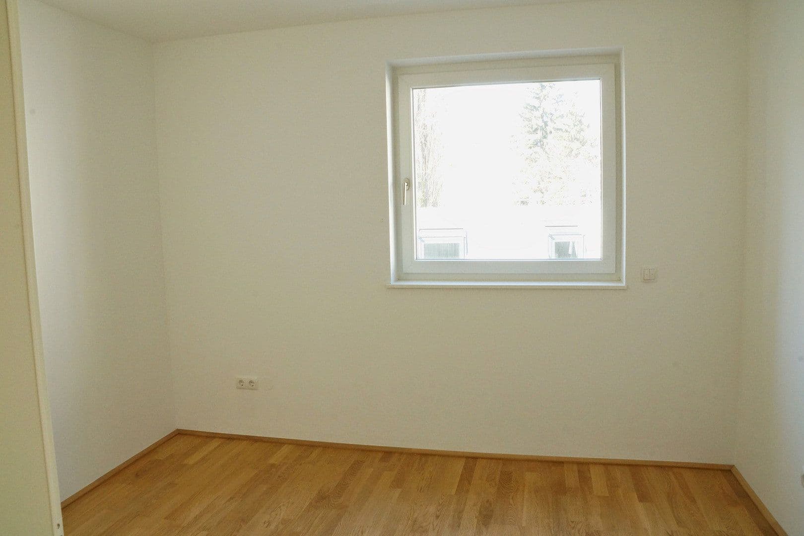 Prenájom garáže 8 m², Gersthoferstrasse 9, Wien, Viedeň Prenájom garáže 8 m², Gersthoferstrasse 9, Wien, Viedeň