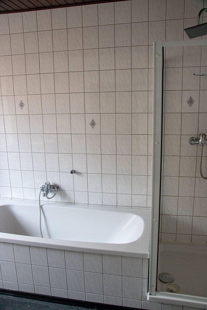 Prenájom bytu 6-izbový 108 m², Schützenstraße 4, Hof, Bavorsko Prenájom bytu 6-izbový 108 m², Schützenstraße 4, Hof, Bavorsko