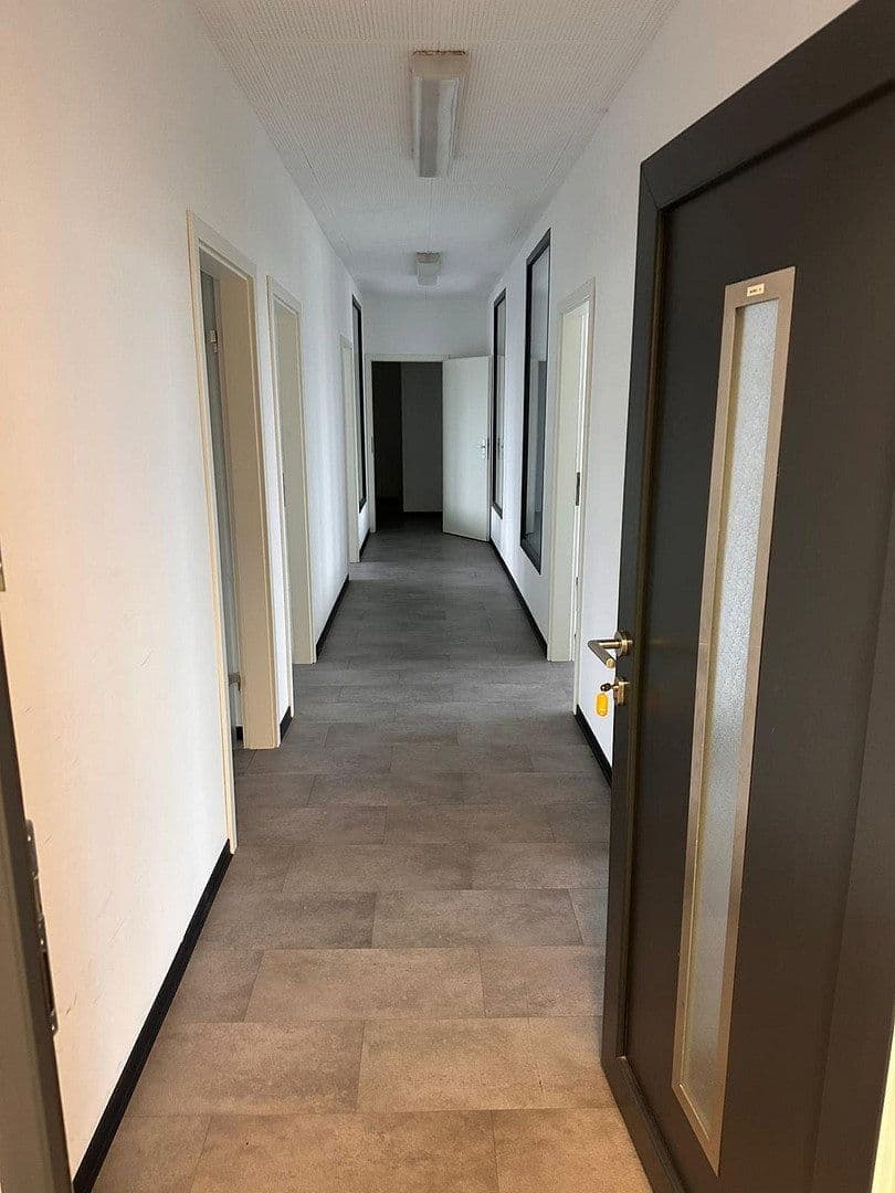 Prenájom kancelárie 62 m², In den Kolkwiesen 50, Langenhagen, Dolné Sasko Prenájom kancelárie 62 m², In den Kolkwiesen 50, Langenhagen, Dolné Sasko