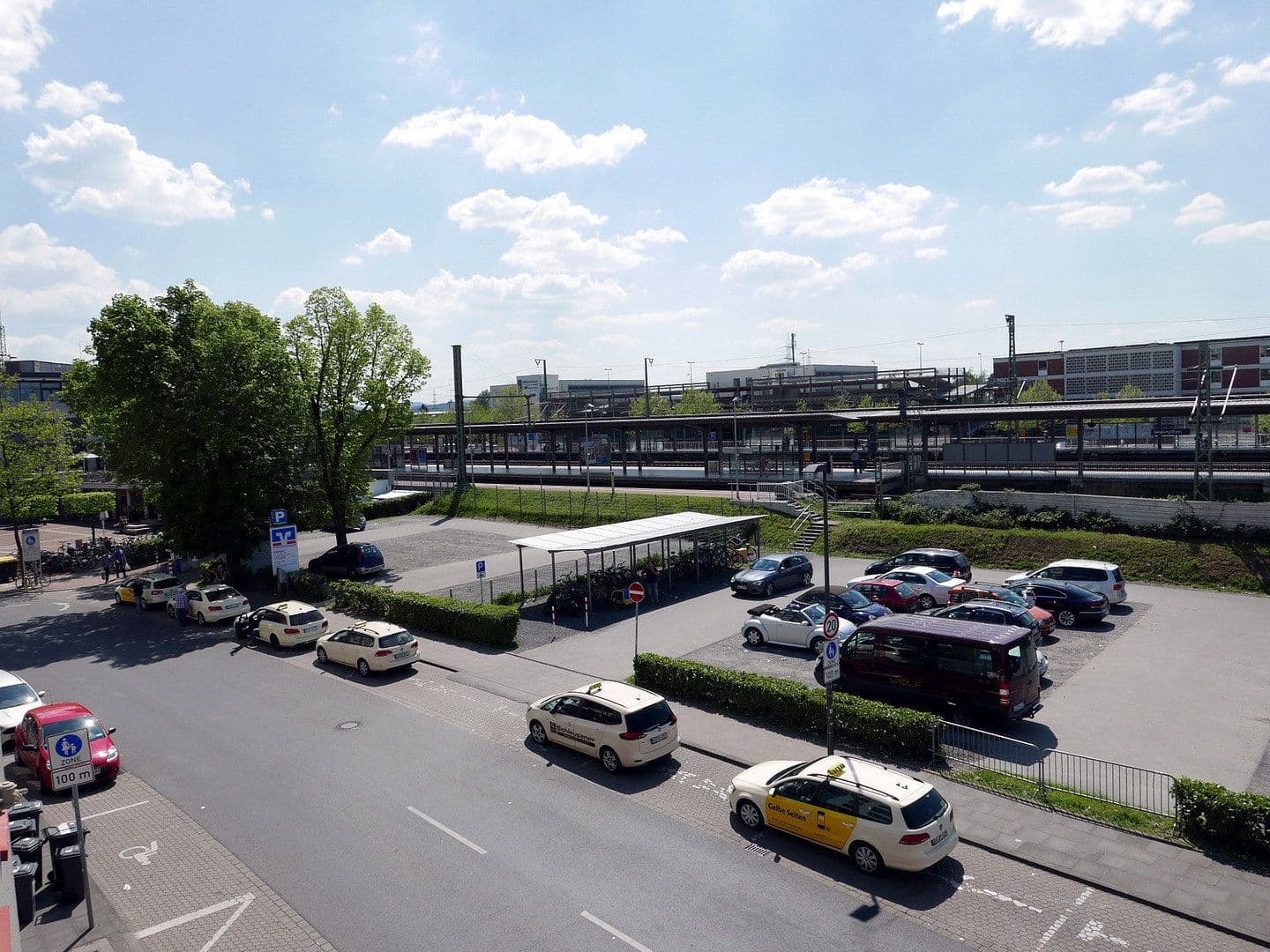 Prenájom bytu 3-izbový 105 m², Wilhelmstr. 66, Siegburg, Severné Porýnie - Westfálsko Prenájom bytu 3-izbový 105 m², Wilhelmstr. 66, Siegburg, Severné Porýnie - Westfálsko