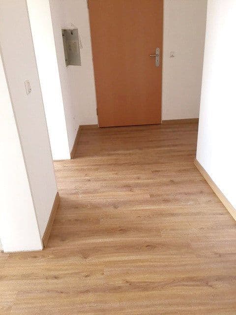 Prenájom bytu 3-izbový 105 m², Wilhelmstr. 66, Siegburg, Severné Porýnie - Westfálsko Prenájom bytu 3-izbový 105 m², Wilhelmstr. 66, Siegburg, Severné Porýnie - Westfálsko