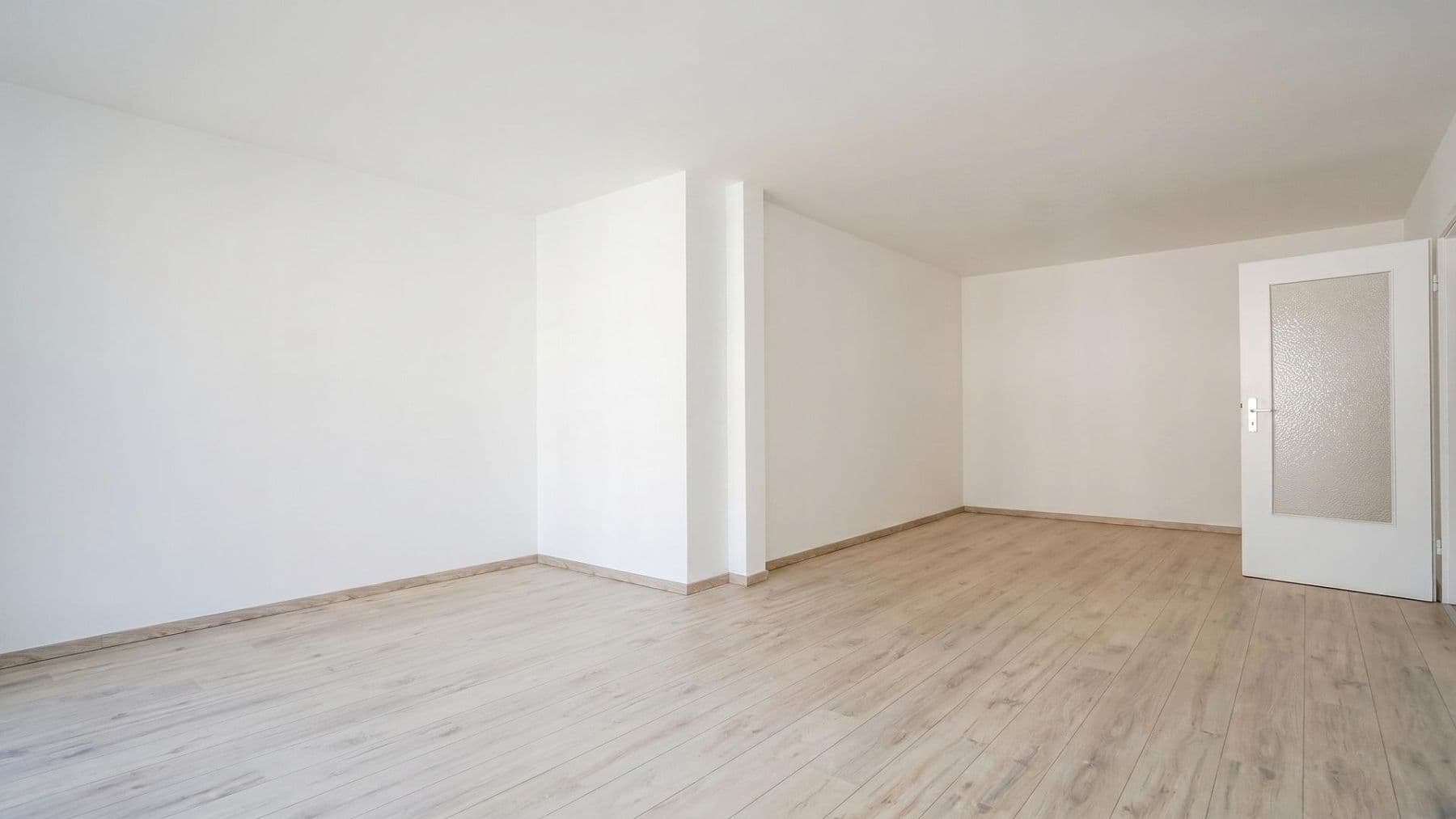 Prenájom bytu 2-izbový 69 m², Ellerried 26, Schwerin, Meklenbursko-Predpomoransko Prenájom bytu 2-izbový 69 m², Ellerried 26, Schwerin, Meklenbursko-Predpomoransko