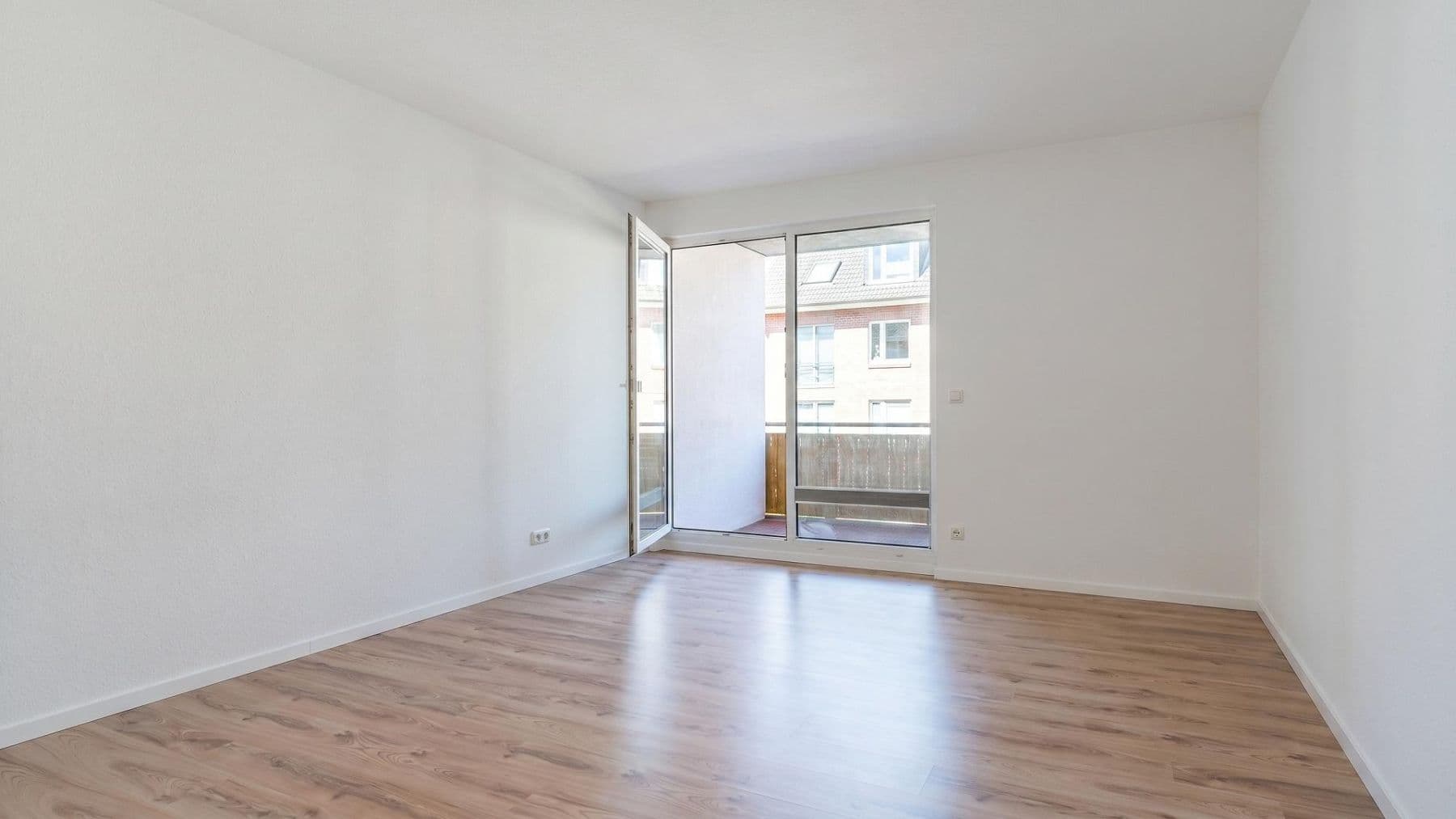 Prenájom bytu 2-izbový 69 m², Ellerried 26, Schwerin, Meklenbursko-Predpomoransko Prenájom bytu 2-izbový 69 m², Ellerried 26, Schwerin, Meklenbursko-Predpomoransko