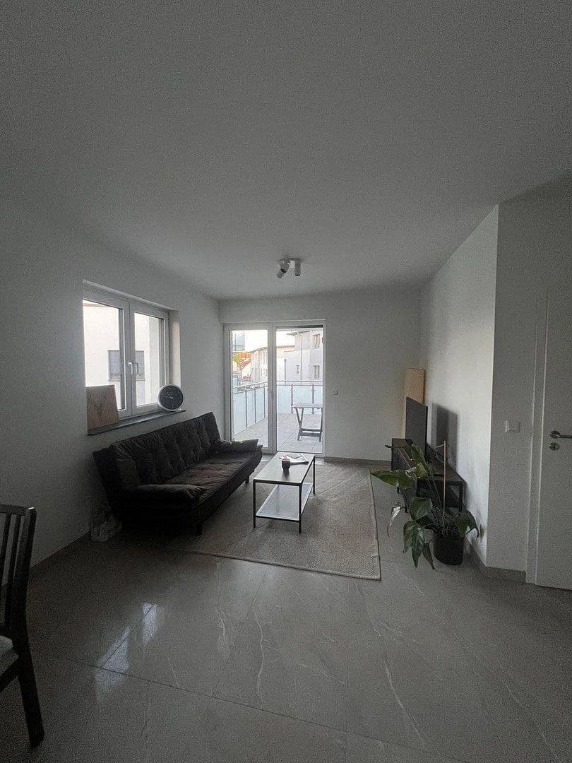 Prenájom bytu 3-izbový 75 m², Löwengasse 12, Lollar, Hesensko Prenájom bytu 3-izbový 75 m², Löwengasse 12, Lollar, Hesensko