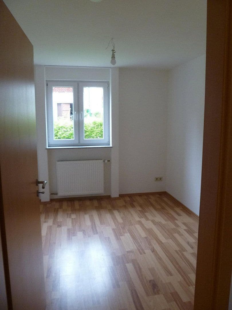 Prenájom bytu 3-izbový 68 m², Höfen an der Enz, Bádensko-Wurttembersko Prenájom bytu 3-izbový 68 m², Höfen an der Enz, Bádensko-Wurttembersko