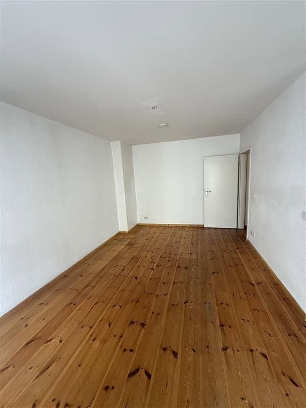 Prenájom bytu 1-izbový 28 m², Leberstr. 76, Berlin, Berlín Prenájom bytu 1-izbový 28 m², Leberstr. 76, Berlin, Berlín