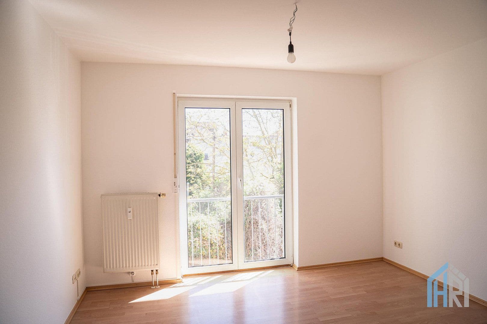 Prenájom bytu 2-izbový 64 m², Bad Kreuznach, Porýnie-Falcko Prenájom bytu 2-izbový 64 m², Bad Kreuznach, Porýnie-Falcko