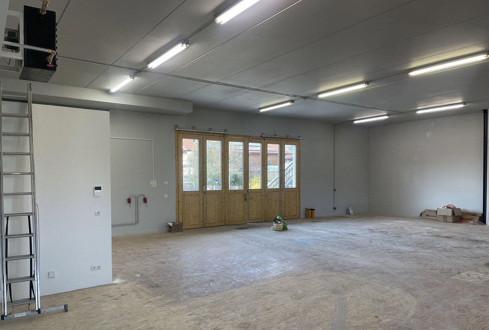 Prenájom nebytového priestoru 160 m², Uffing, Bavorsko Prenájom nebytového priestoru 160 m², Uffing, Bavorsko