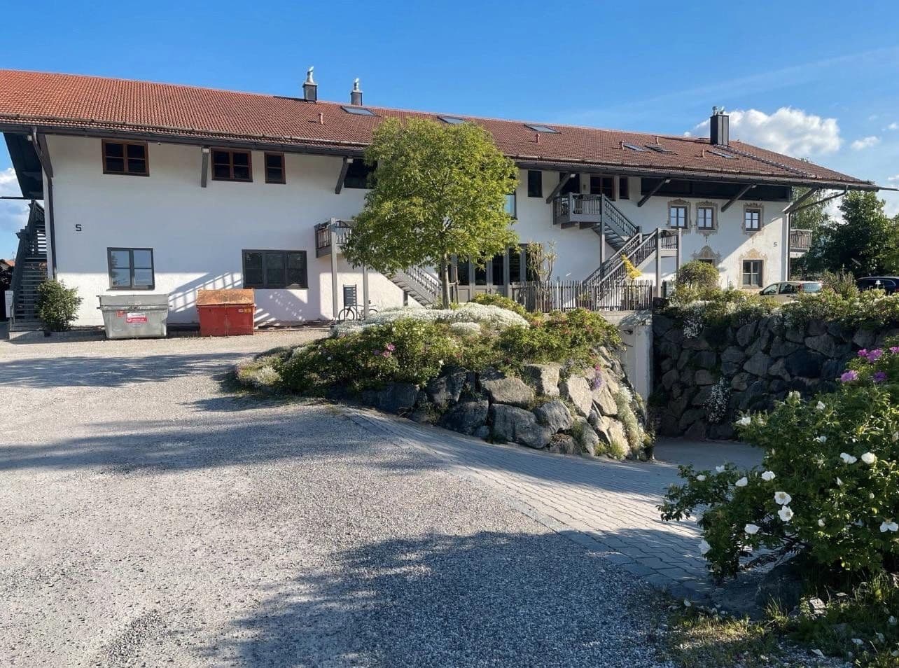 Prenájom nebytového priestoru 160 m², Uffing, Bavorsko Prenájom nebytového priestoru 160 m², Uffing, Bavorsko