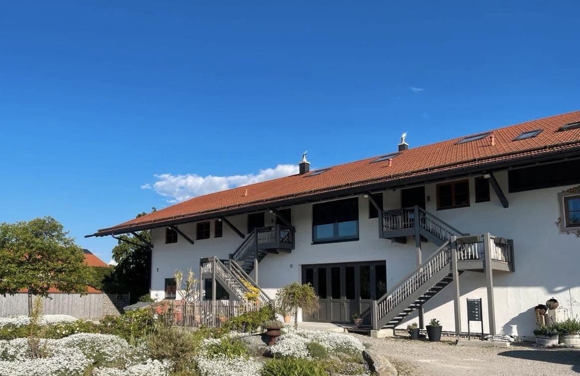 Prenájom nebytového priestoru 160 m², Uffing, Bavorsko Prenájom nebytového priestoru 160 m², Uffing, Bavorsko