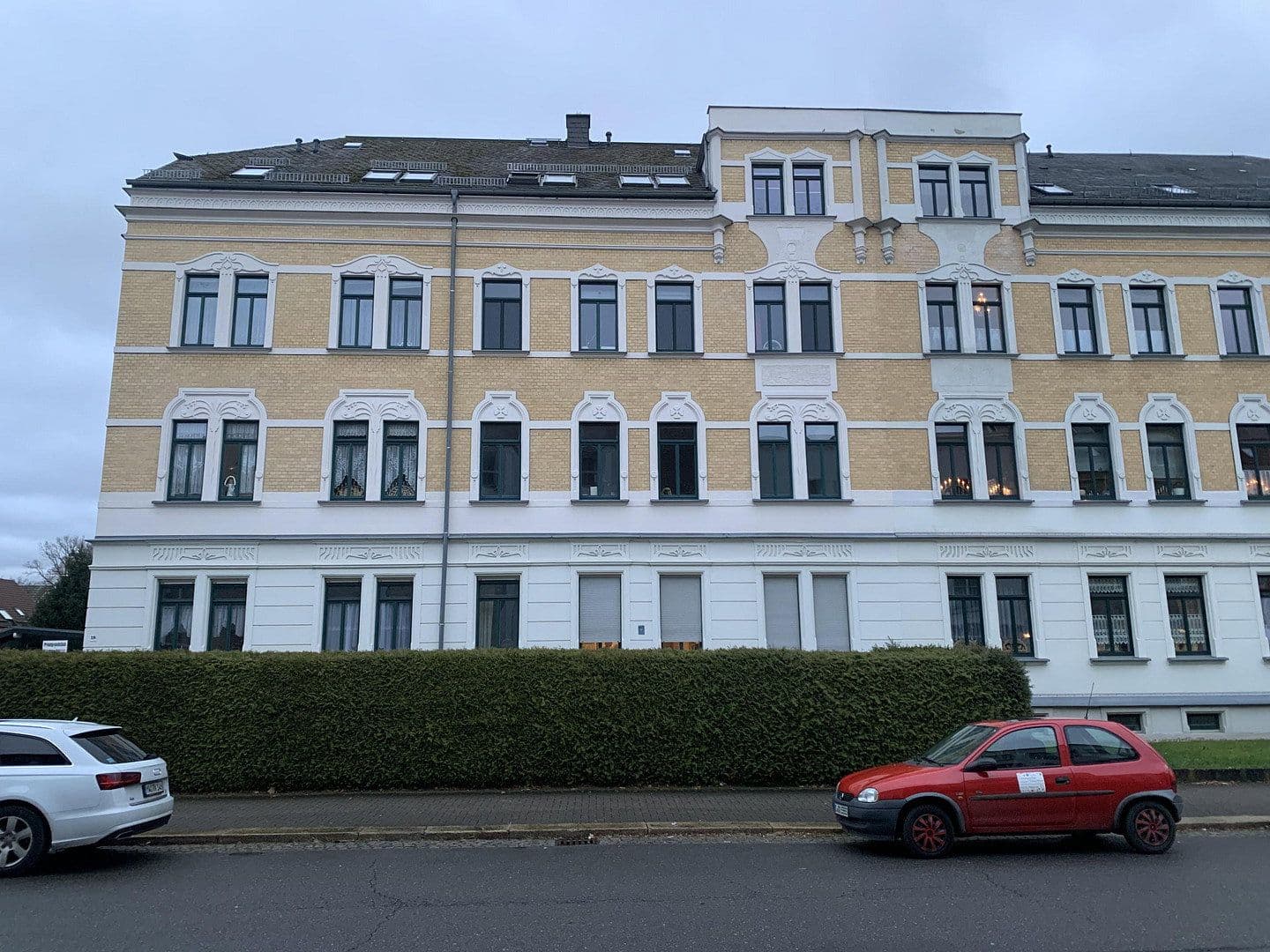 Prenájom bytu 4-izbový 97 m², Marienberger Straße 18, Chemnitz, Sasko Prenájom bytu 4-izbový 97 m², Marienberger Straße 18, Chemnitz, Sasko