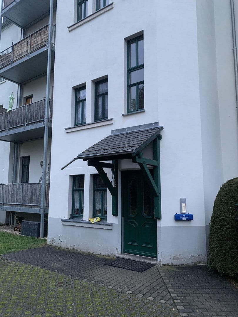 Prenájom bytu 4-izbový 97 m², Marienberger Straße 18, Chemnitz, Sasko Prenájom bytu 4-izbový 97 m², Marienberger Straße 18, Chemnitz, Sasko