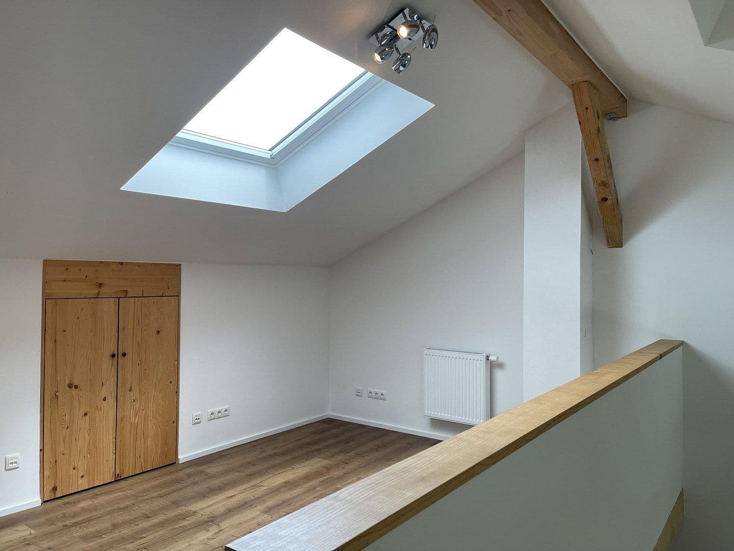 Prenájom kancelárie 70 m², Uffing, Bavorsko Prenájom kancelárie 70 m², Uffing, Bavorsko