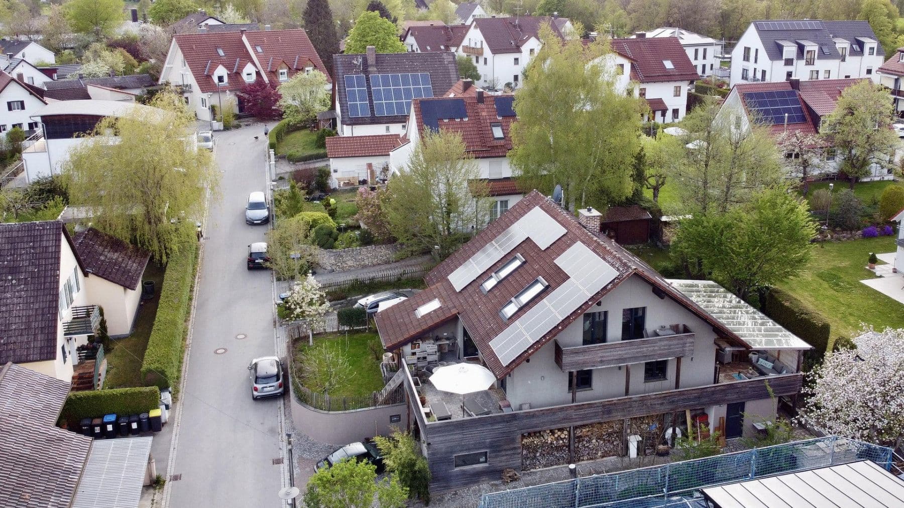 Predaj domu 145 m², pozemek 370 m², windach, Bavorsko Predaj domu 145 m², pozemek 370 m², windach, Bavorsko
