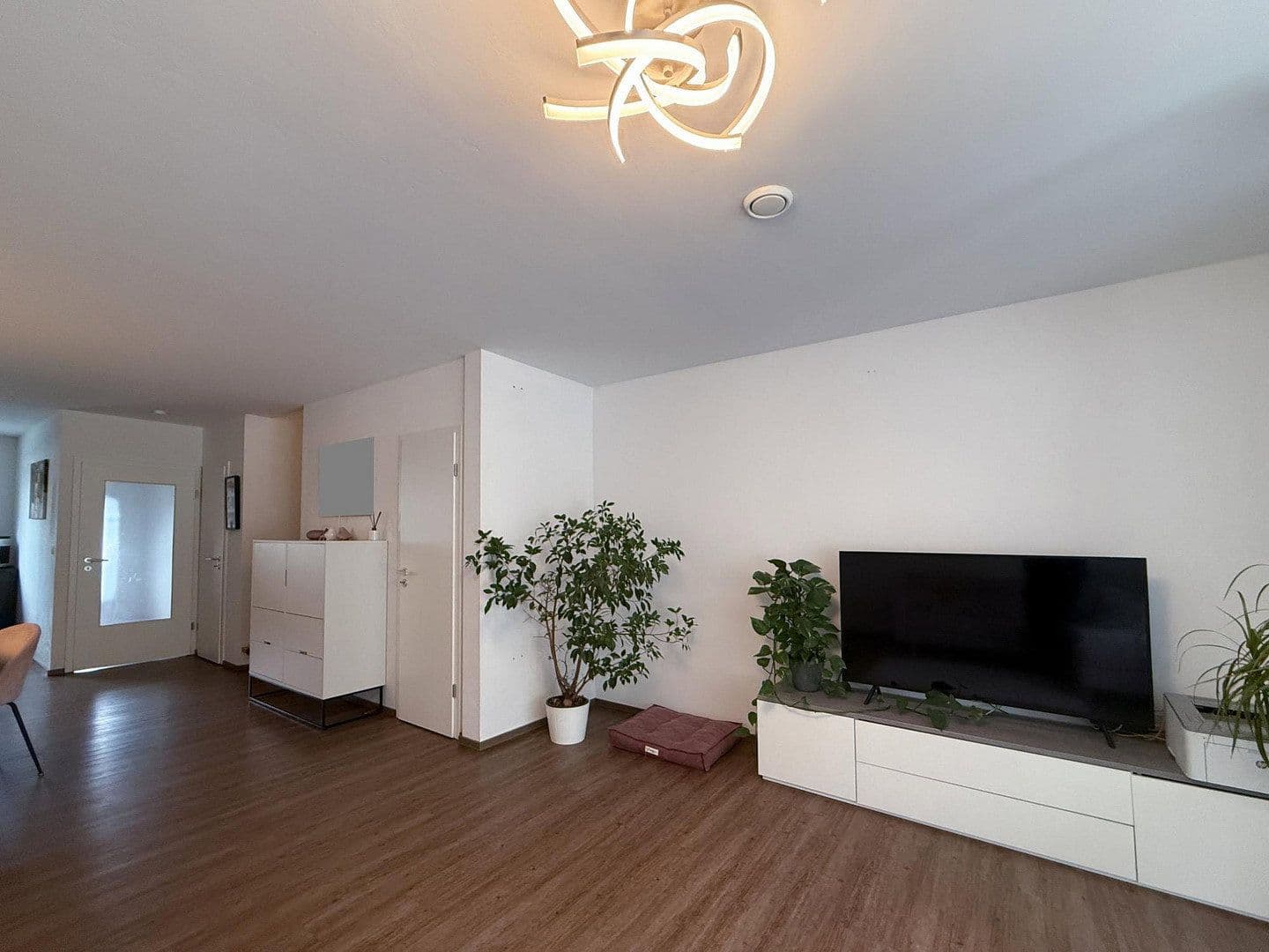 Prenájom domu 141 m², pozemek 196 m², Bad Kreuznach, Porýnie-Falcko Prenájom domu 141 m², pozemek 196 m², Bad Kreuznach, Porýnie-Falcko